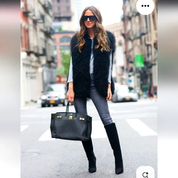 Vintage Black Faux Fur Fuzzy Vest - Picture 15 of 15